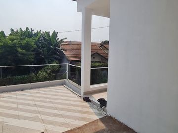 Rumah Di Bandung Selatan Kopo Bangunan 2 Lantai Hadap Barat