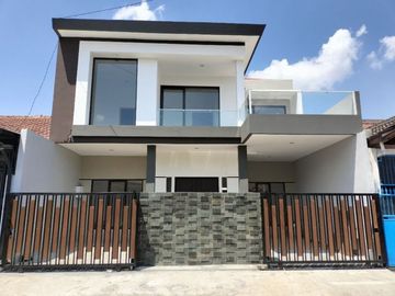 Rumah Di Bandung Selatan Kopo Bangunan 2 Lantai Hadap Barat