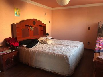 CASA CON NAVE EN VENTA  EN SANTIAGUITO TENANGO