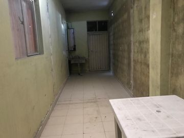 CASA CON NAVE EN VENTA  EN SANTIAGUITO TENANGO