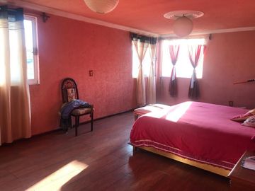 CASA CON NAVE EN VENTA  EN SANTIAGUITO TENANGO