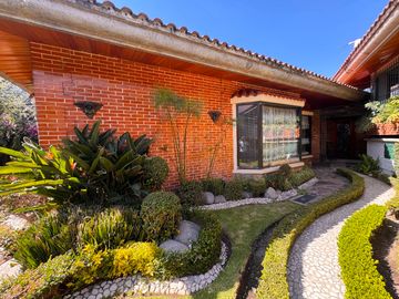 Casa en venta de una planta en Cipreses de Zavaleta