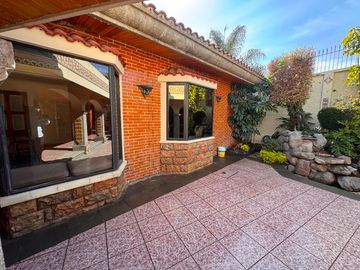 Casa en venta de una planta en Cipreses de Zavaleta
