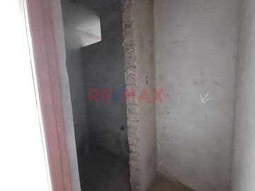 Venta De Terreno Con Multifamiliar De 3 Pisos – Urb. Covidunt, Trujillo
