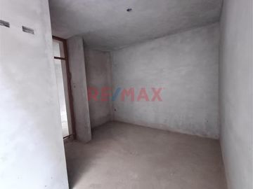 Venta De Terreno Con Multifamiliar De 3 Pisos – Urb. Covidunt, Trujillo