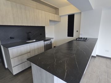 apartamento en arriendo en retiro club. Cod A401115