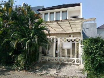 Rumah Florence Pakuwon City hadap utara, Strategis