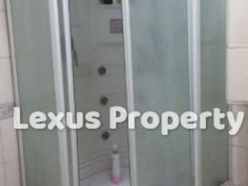 5 Bedroom House for sale