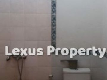 5 Bedroom House for sale
