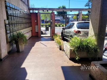Departamento Dos Ambientes En Haedo  - B.guemes