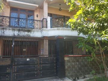 Rumah 2 lantai di Medokan Asri Barat daerah Rungkut Surabaya