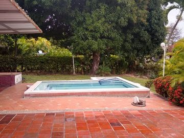 VENTA de CASAS en YAGUARA