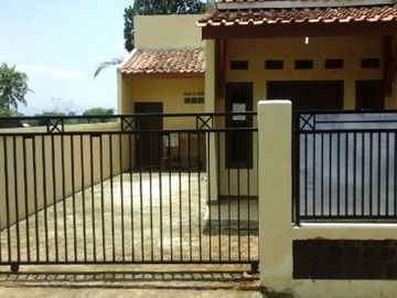 FULL RENOVASI rumah cantik di komplek sesko banjaran bandung