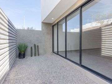 Casa en El Nuevo Refugio 266m2 de construcción, 4 habitaciones  IG