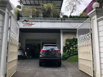 Disewakan Rumah Pondok Indah,2Lantai lokasi nyaman Big Size