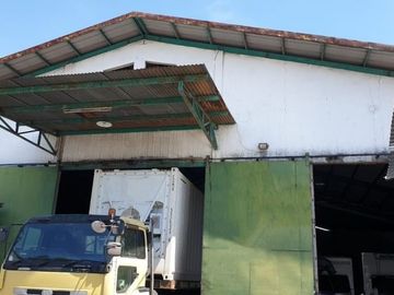Gudang Siap Pakai di Jalan Raya Tanjungsari