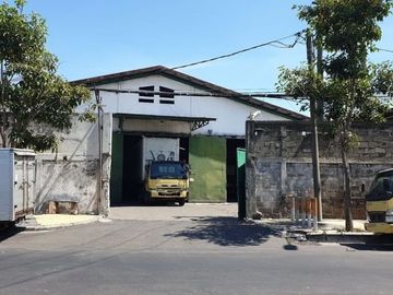 Gudang Siap Pakai di Jalan Raya Tanjungsari