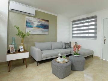 Venta de casa cerca del Riocentro Dorado y Plaza Batan, La Aurora, Guayaquil