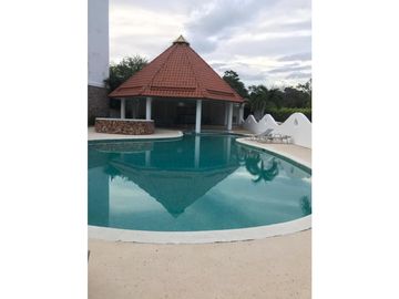 SEA Confiable Vende Apartamento de Playa  en Punta Barco Resort