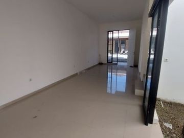 Rumah minimalis Gunung Anyar 1.3 M an