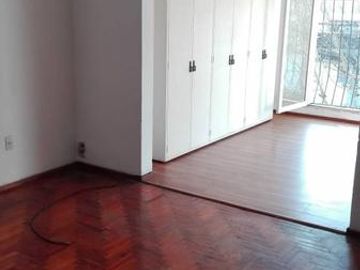VENTA CASA DOS DORMITORIOS CON COCHERA