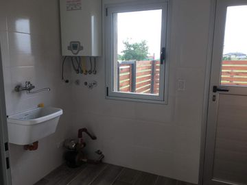 Casa a la Venta 4 ambientes Barrio El Canton Puerto con pileta