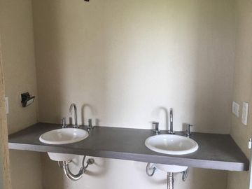 Casa a la Venta 4 ambientes Barrio El Canton Puerto con pileta