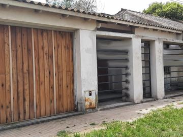 SE VENDE CASA 1° JUNTA 100 lote 10x50