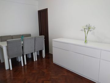 DEPARTAMENTO TRES AMBIENTES CON COCHERA (VENTA)