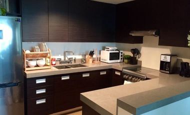Rush Condominium for Sale 3 Bedrooms: 3BR Flat Condo for Sale in Edades Tower and Garden Villas Rockwell Center Makati