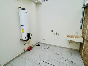 CASA EN VENTA NUEVA EN COTO AL NORTE AGUASCALIENTES