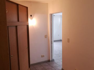 DEPTO 2 AMB CON COCHERA EN TIGRE .COMPLEJO CON PISCINA .MAIPU 313