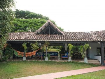 finca en venta en vereda la antigua, municipio carmen de apicalá. Cod V700024