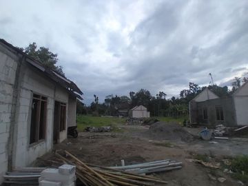 Rumah Baru Cantik Satu Lantai di Perum GPA 3