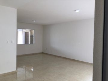 Amplia casa en pachuca de 3 recamaras en precioso fraccionamiento .