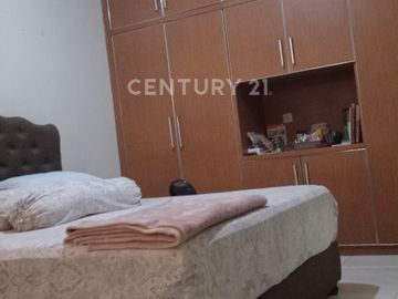 Rumah Posisi Hoek 2 Lantai Di Bambu Apus Jakarta Timur S8861