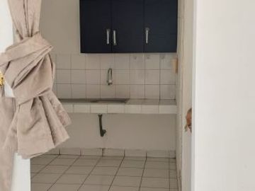 Disewakan Rumah Kencana Loka Blok K Siap Huni Lokasi Dekat Sekolah Ternama - Granada & Stasiun Rawa Buntu