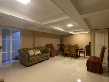 DIJUAL RUMAH ELITE at Jl KEMANG JAYA, JAKSEL (dgn S.POOL)