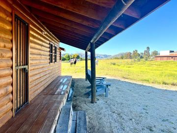 1.81 HA FRENTE A FINCA ALTOZANO EN VALLE DE GUADALUPE