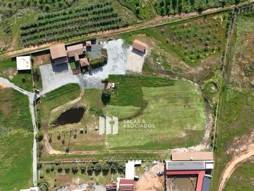 1.81 HA FRENTE A FINCA ALTOZANO EN VALLE DE GUADALUPE