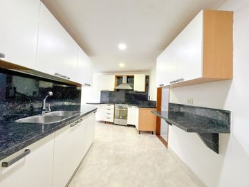 ¡OPORTUNIDAD ÚNICA! EXCLUSIVO APARTAMENTO EN VENTA EN CABECERA, BUCARAMANGA 🌳✨. Cod V23657
