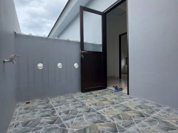 Rumah baru 2 lantai siap huni bebas banjir di Mustika jaya Bekasi timur