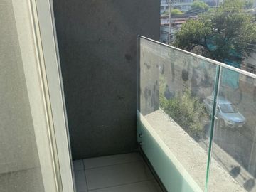 SE VENDE DEPARTAMENTO A PASOS METRO HOSPITALES