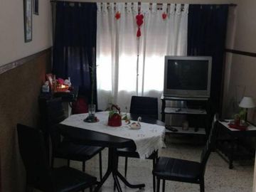 DEPARTAMENTO 3 AMBIENTES PTA.BAJA FRENTE S/ MATHEU