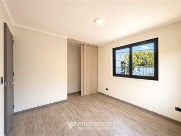 Casa 100% REMODELADA en venta de 3dorm + 2B en Las Condes