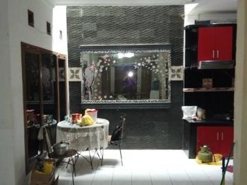Rumah siap Huni Lokasi strategis Lingkungan nyaman cocok untuk tempat tinggal diCimahi | IGNATIUS