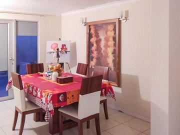 Vendo casa en San Pedro de Taboada, urbanización privada