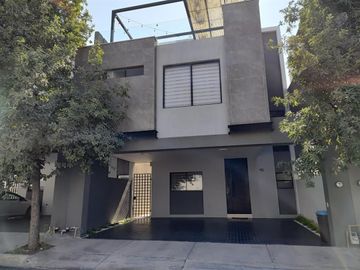 CASA EN VENTA EN DOMINIO CUMBRES