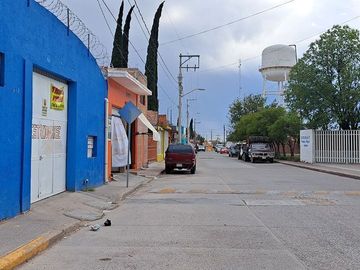 VENTA BODEGA EN MARGARITAS GOMEZ PORTUGAL