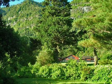 7,4ha A Orilla Del Lago Colico, 120m De Playa, Casa Más Cabaña
